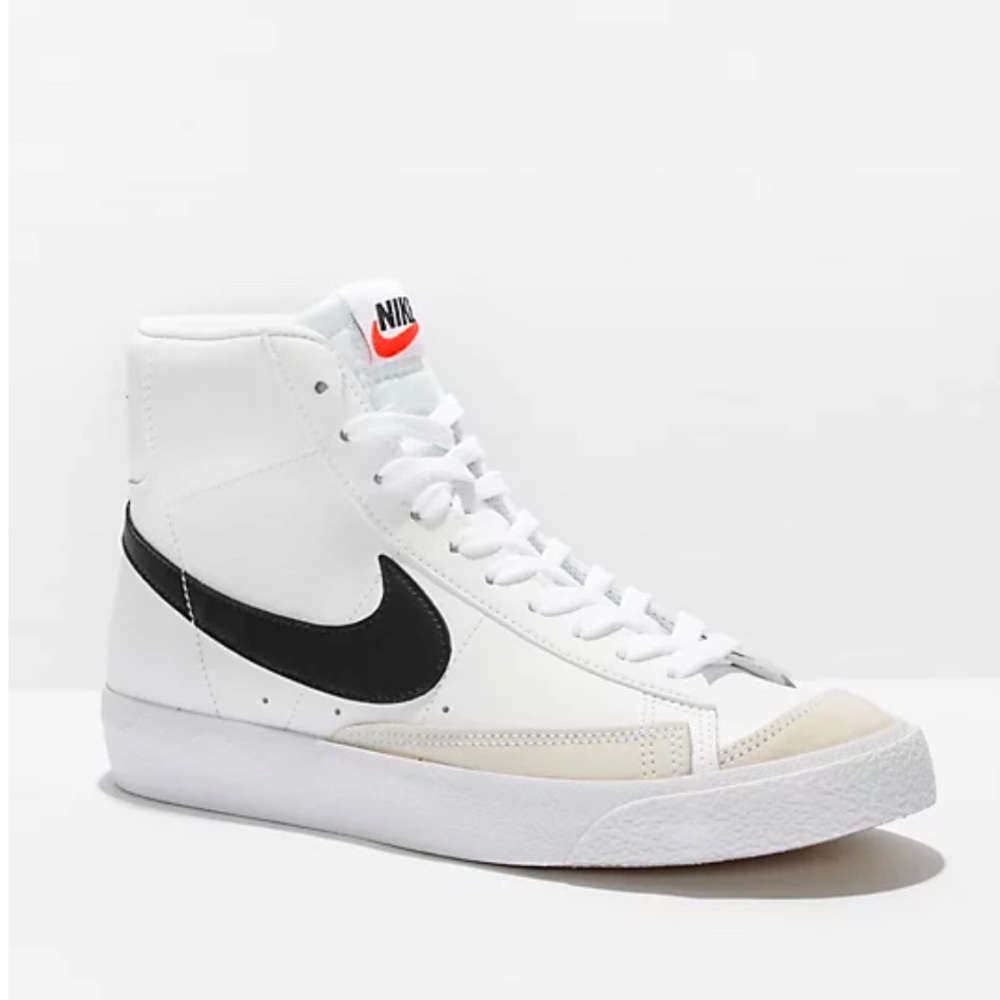 Nike Women's Blazers Mid 77 Size 8.5